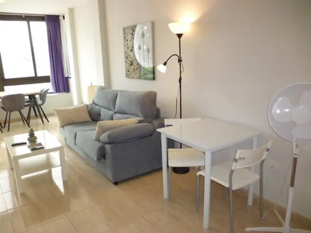 Apartamento 400mtr, Of Mountain With Spectacular Surround View 200mtr Los Cristianos (Tenerife)